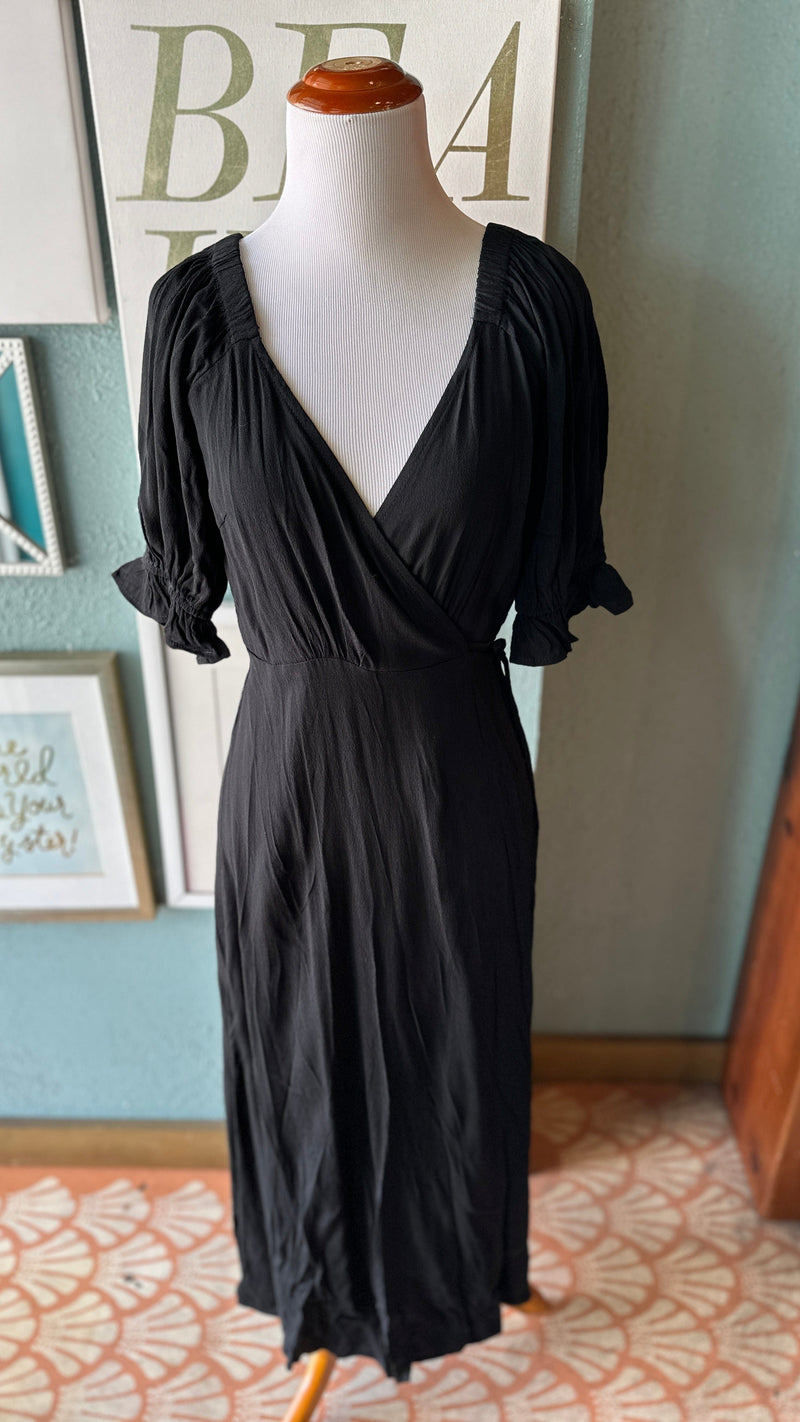 Olivaceous Black Tie Front Maxi Dress – SHELLSHOP Olivaceous Black Tie Front Maxi Dress – SHELLSHOP