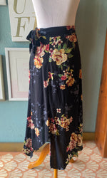 ILLA ILLA Black Floral Skirt