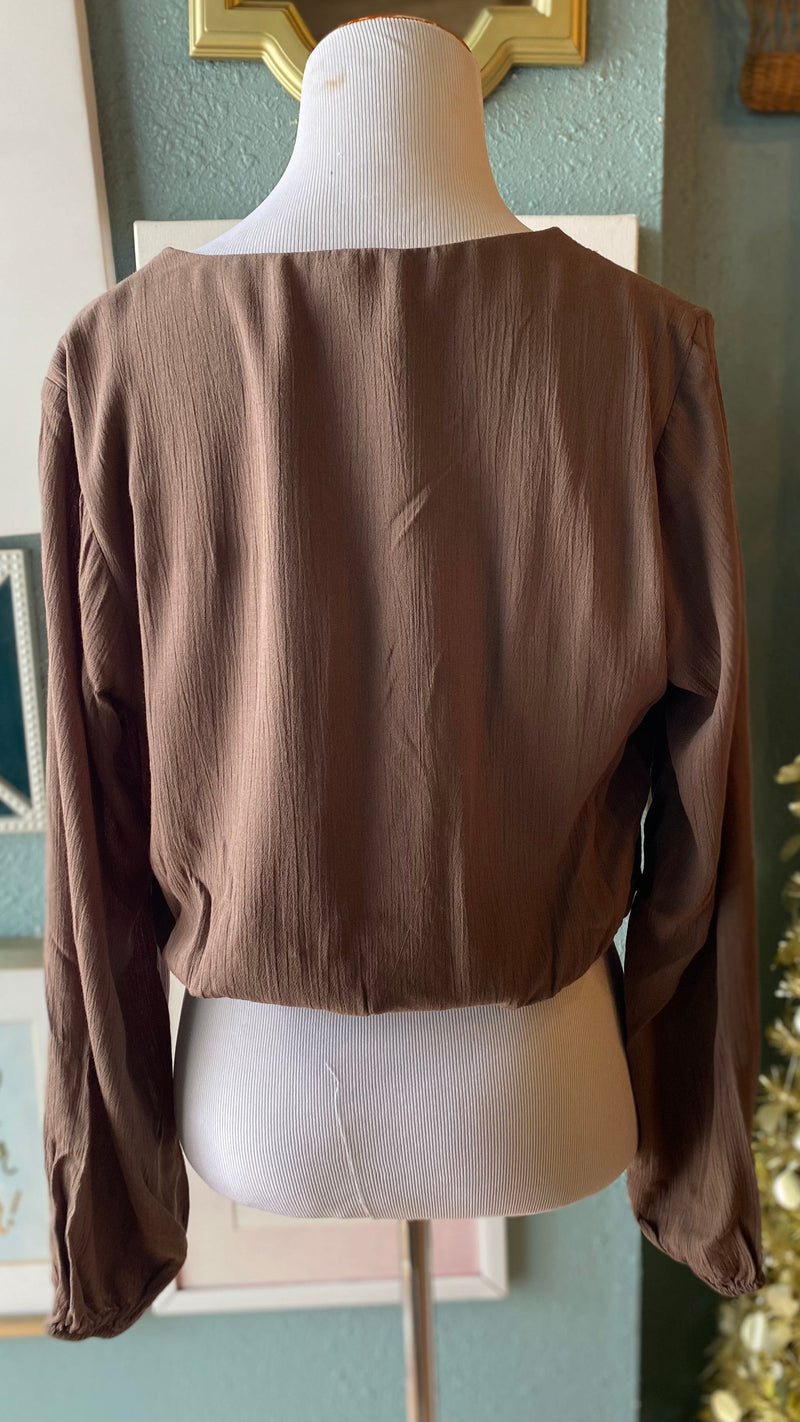 GILLI Brown Cropped Long Sleeve
