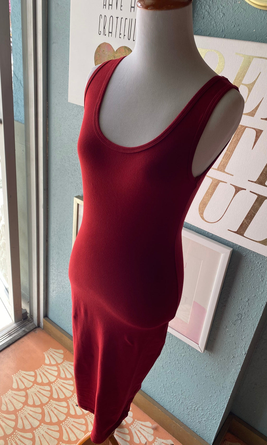 ZENANA Dark Red Scoop Neck Bodycon Dress